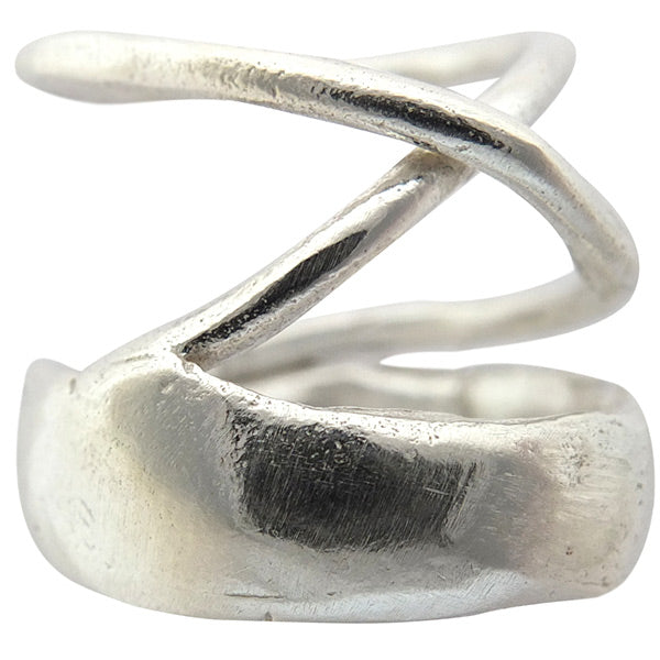 Layla With a Twist Ring